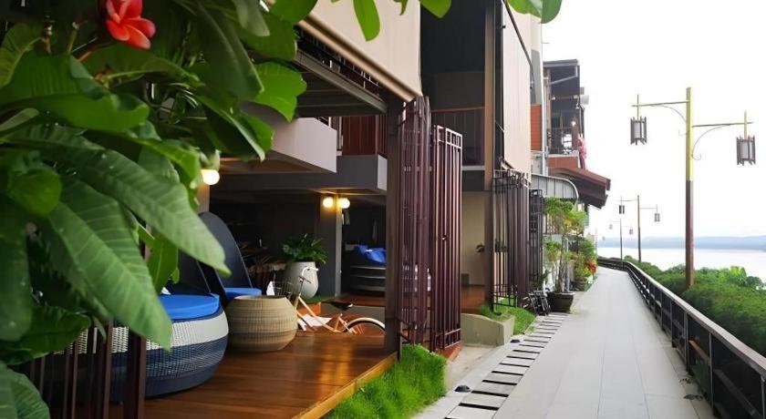 צ'יאנג קאן Chic Chiangkhan Hotel מראה חיצוני תמונה